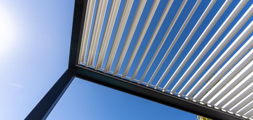 pergola_bioclimatica _colori_a_contrasto